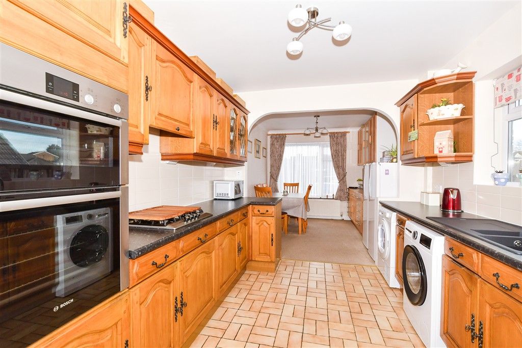 Property photo 2 of 17 Kitchen