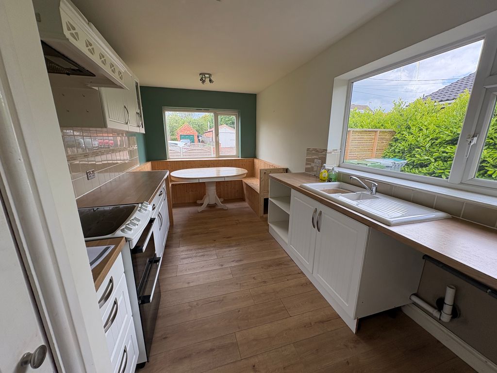 Property photo 2 of 13 Img_8762