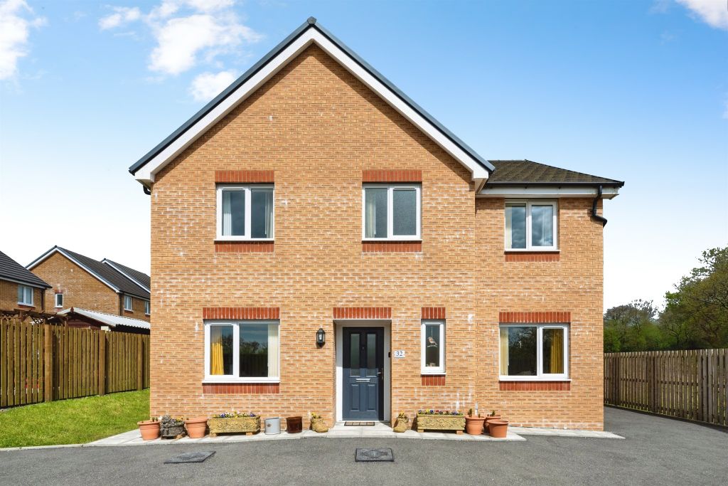 Property photo 1 of 33