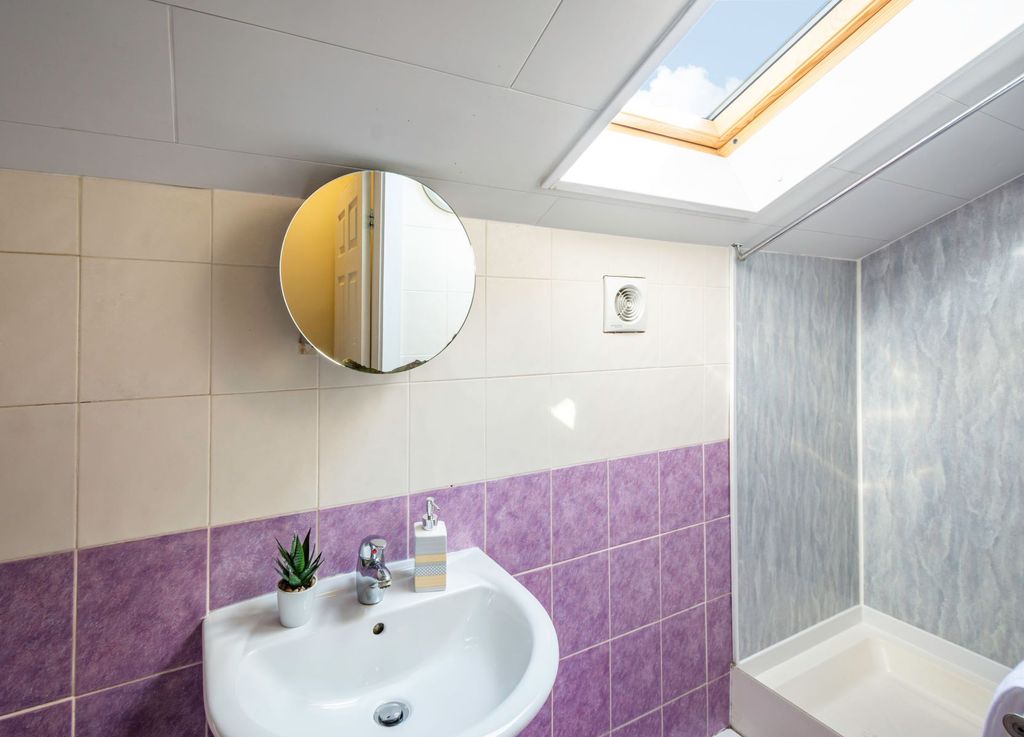 Property photo 2 of 6 Property Photo