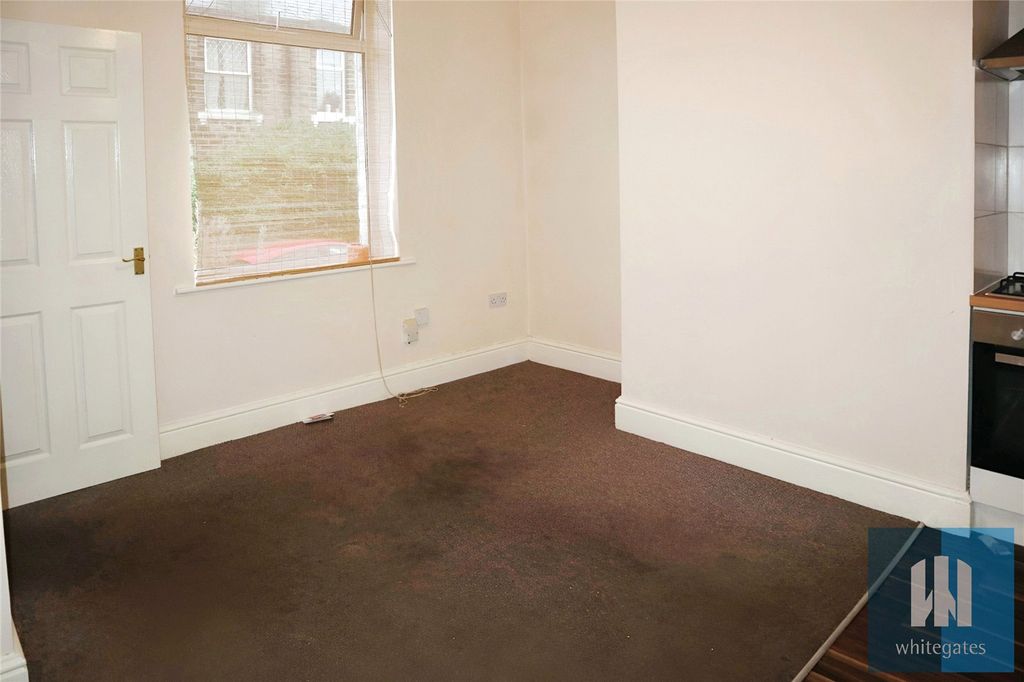 Property photo 3 of 6 Picture No. 15