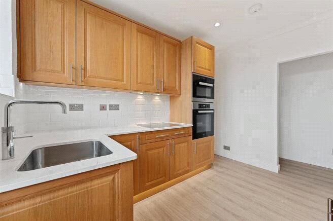 Property photo 1 of 13 Picture No. 05