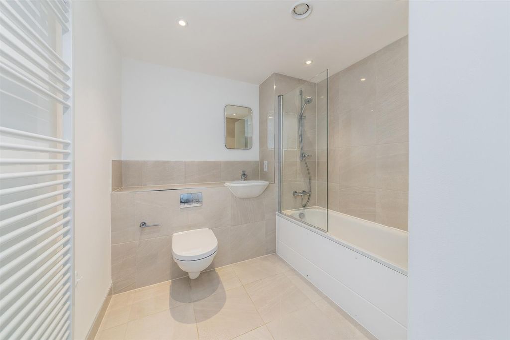 Property photo 3 of 20 Em1A5466-2.Jpg