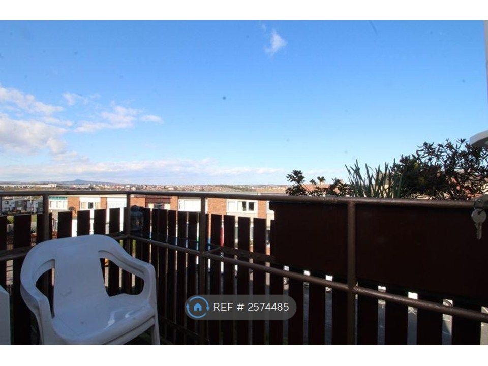 Property photo 2 of 22 Balcony