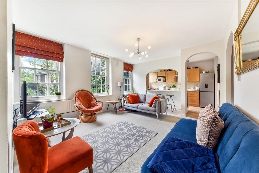 Property photo 2 of 13 Image