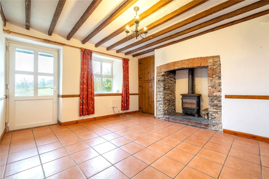 Property photo 3 of 27 Picture No. 22