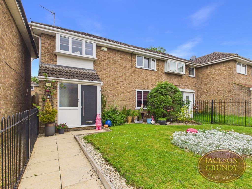 Property photo 1 of 12 Cottingham Drive