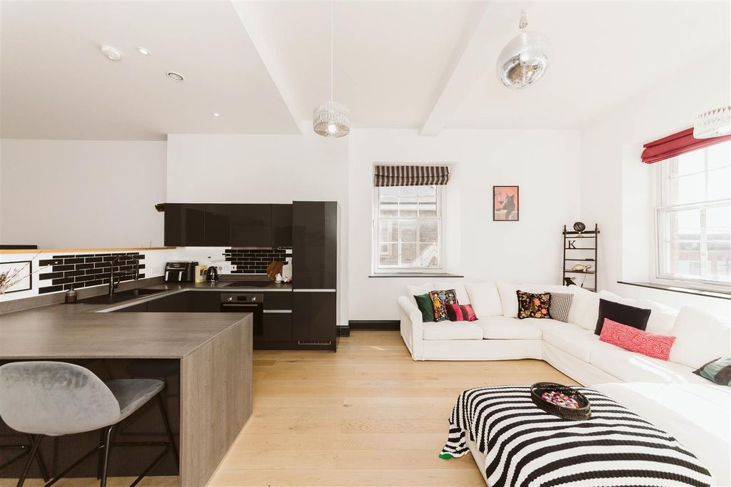 Property photo 2 of 23 Loft House (3).Jpg