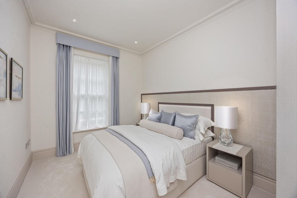 Additional image 23 of 3 bed flat for saleCholbury Place, London Road, Ascot SL5.