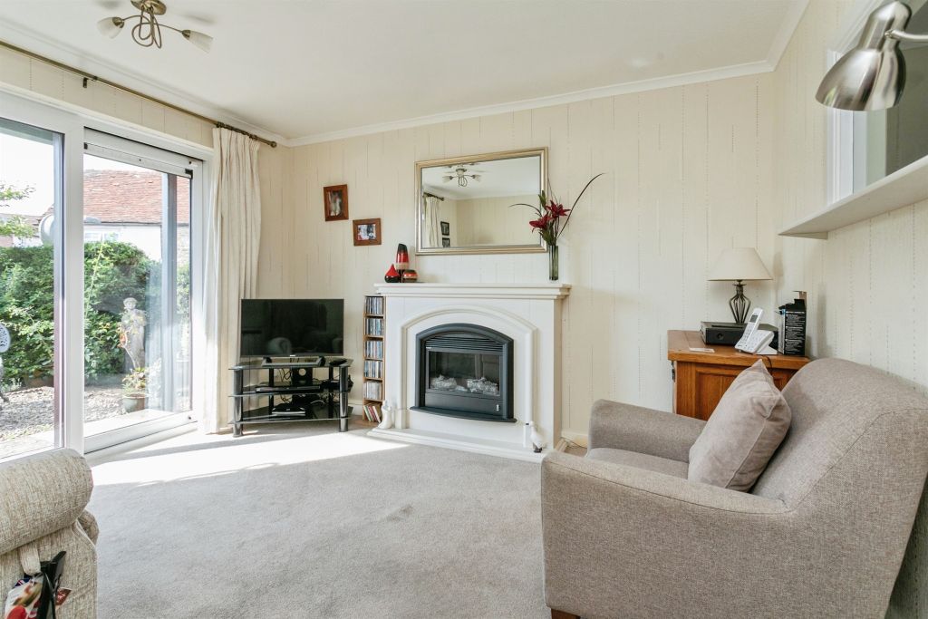 Property photo 3 of 13