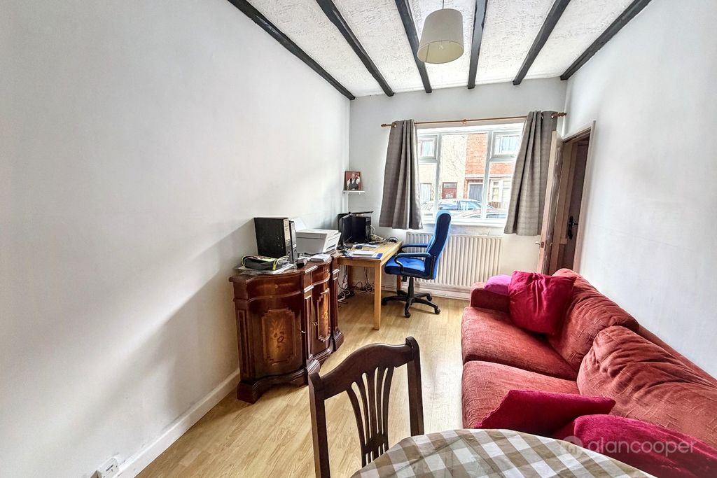 Property photo 3 of 9 5220554