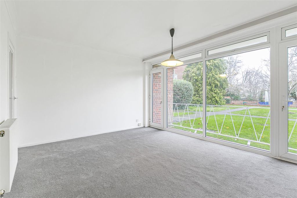 Property photo 2 of 12 5_69195.Jpg