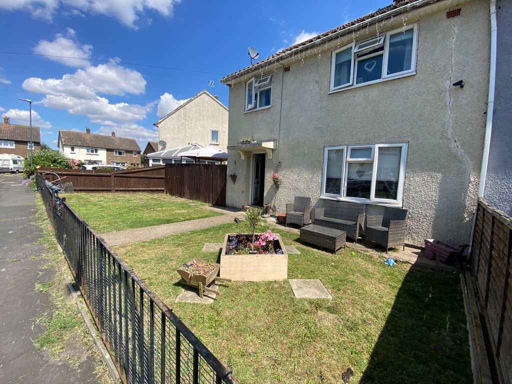 Property photo 1 of 2