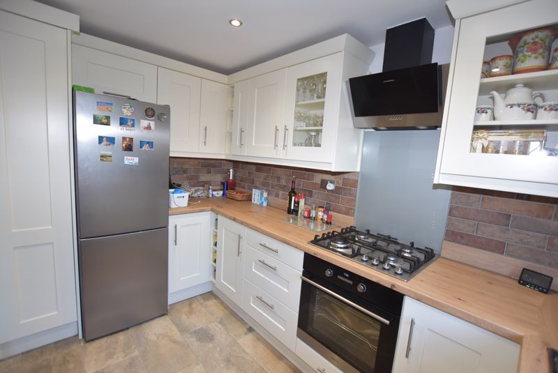 Property photo 3 of 17 Photo 2