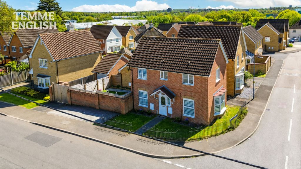 Property photo 1 of 30