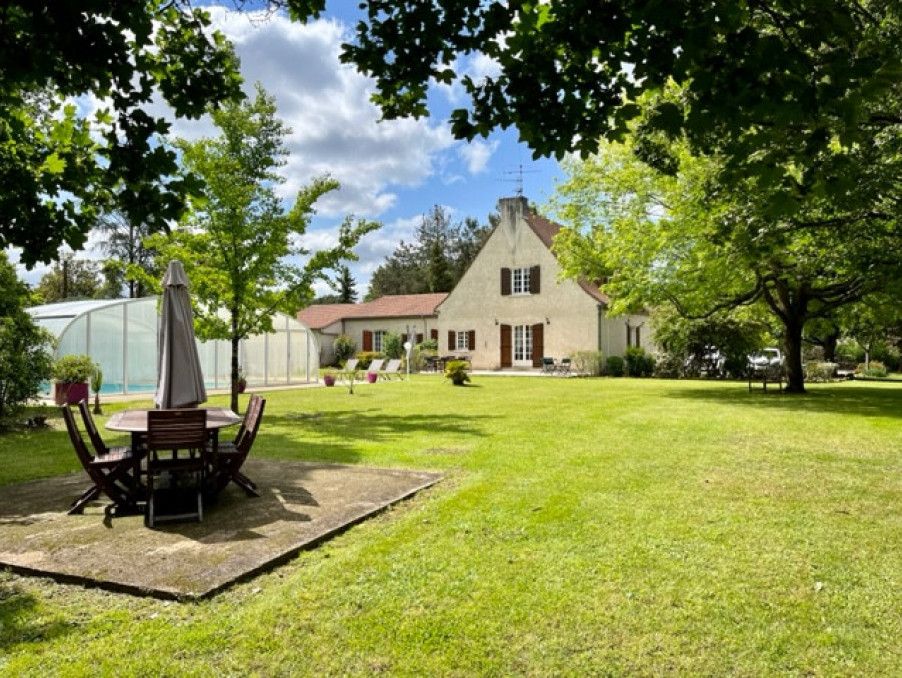 Property photo 2 of 27