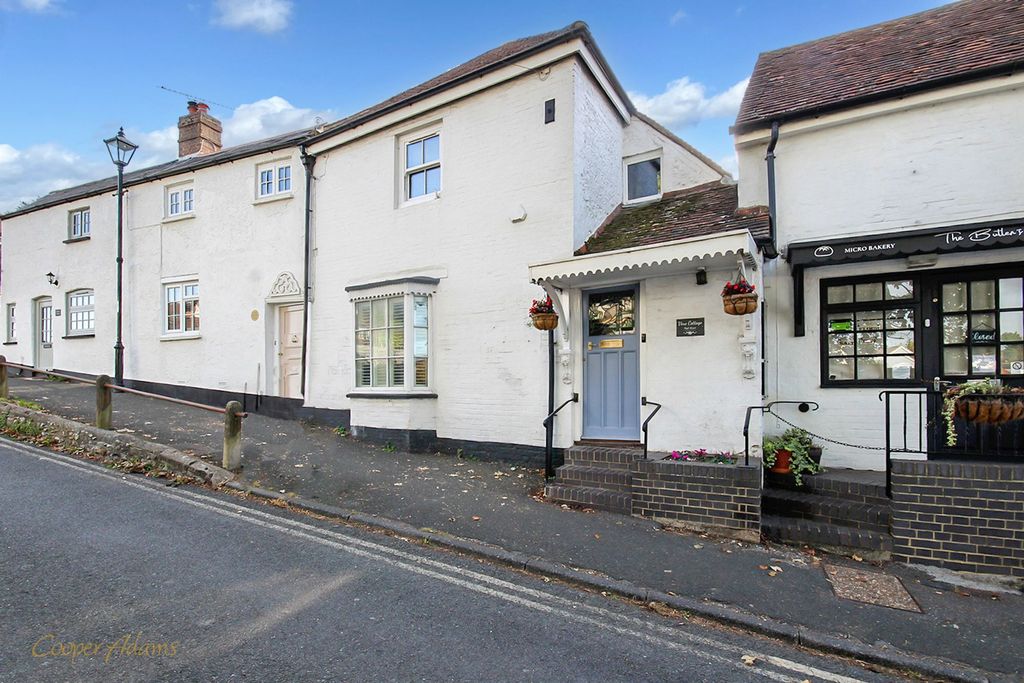 Property photo 1 of 21 Front