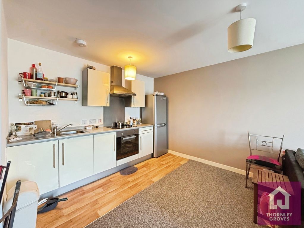 Property photo 3 of 12 Pbox-Img.Jpg