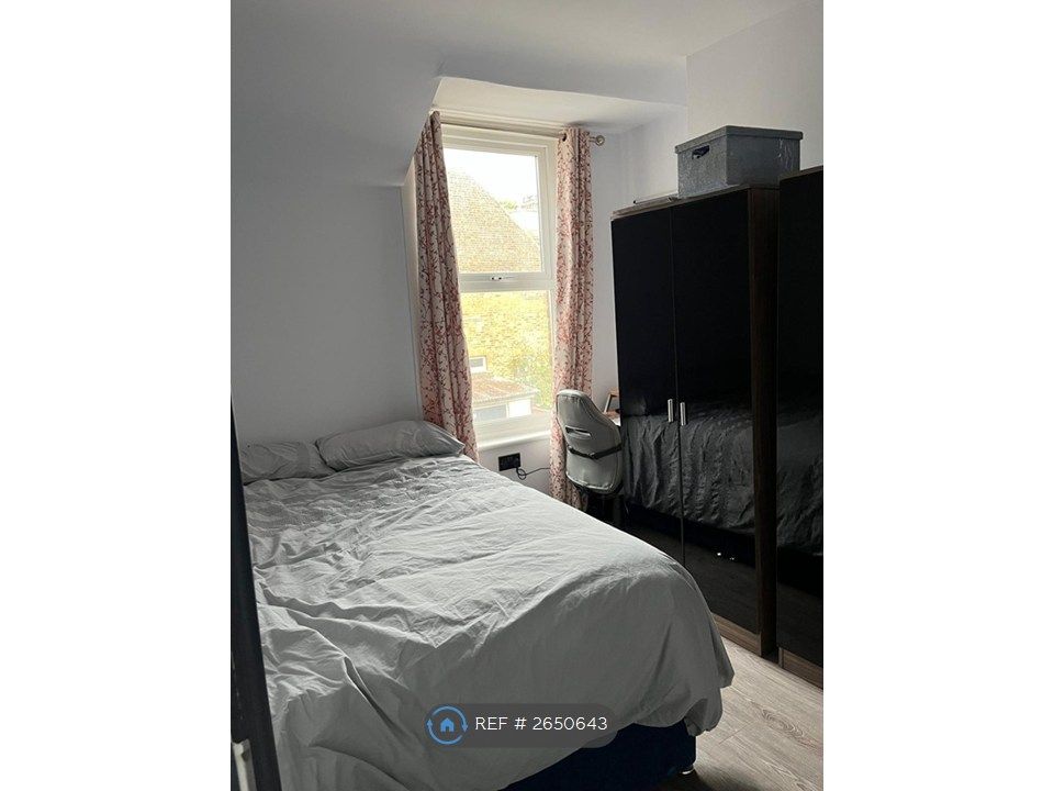 Property photo 3 of 13 2nd Bedroom