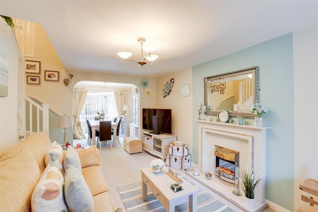 Property photo 2 of 23 2776.Jpg
