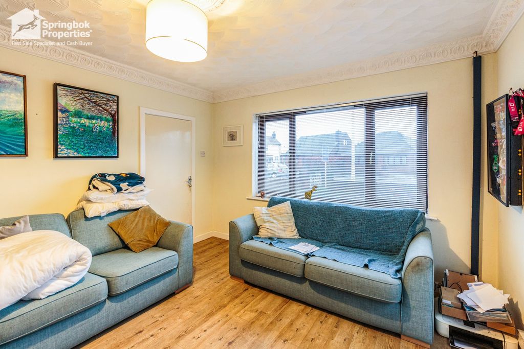 Property photo 2 of 12 Image 2