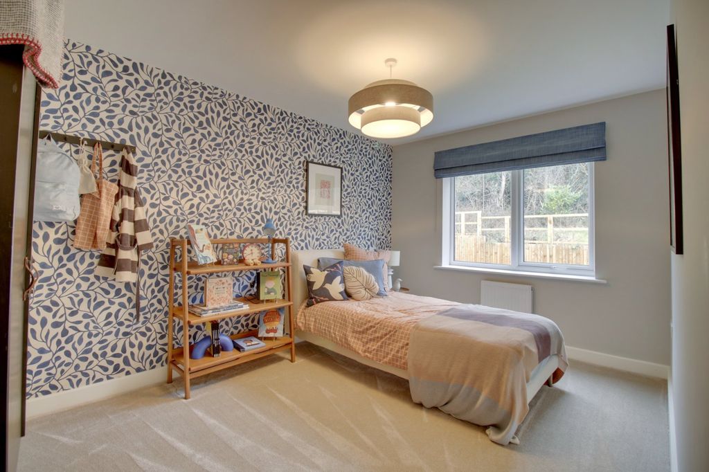 Additional image 18 of 4 bed detached house to rentPark Meadow Lane, Leeds, West Yorkshire LS12