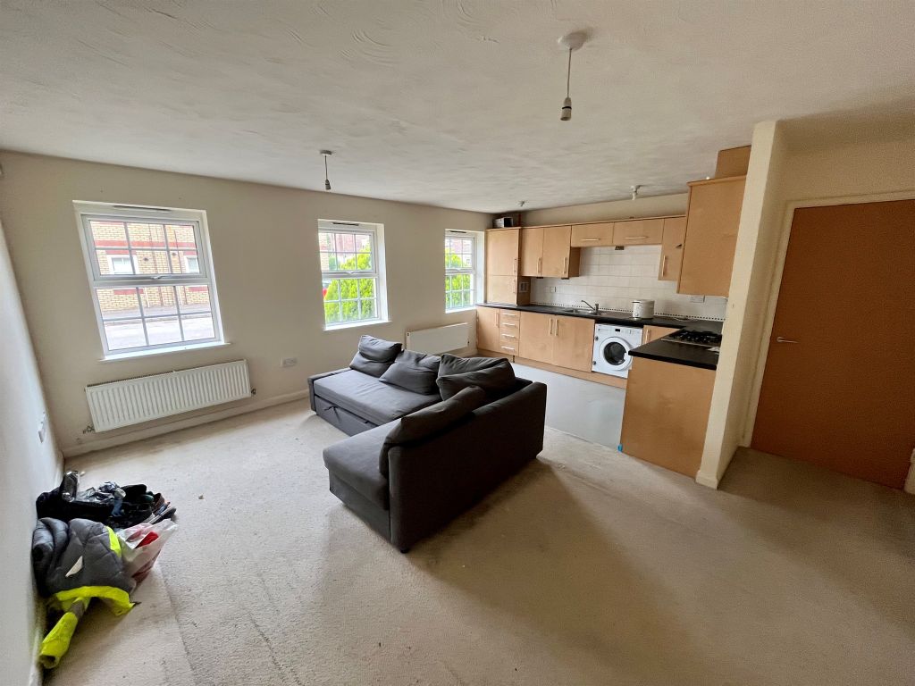 Property photo 3 of 7