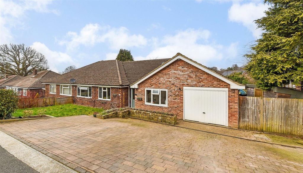 Property photo 1 of 16 Ph19_5765620.Jpg