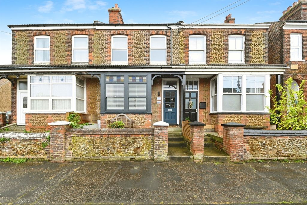 Property photo 2 of 15