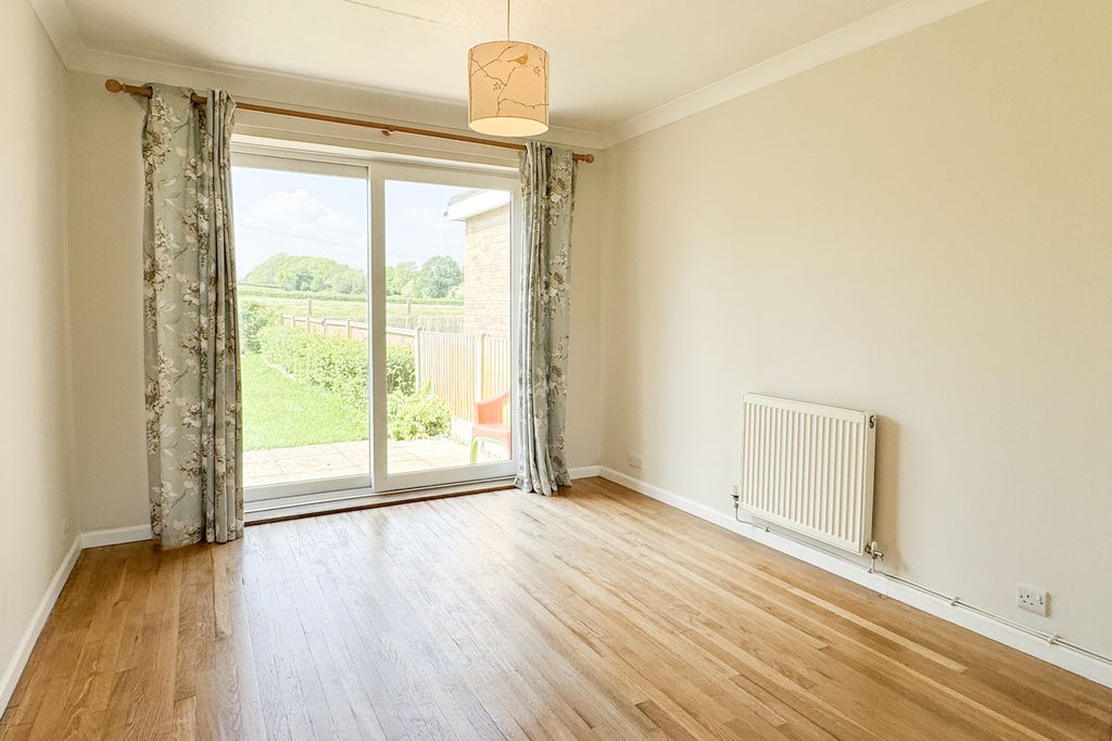 Property photo 3 of 18 3.Jpg