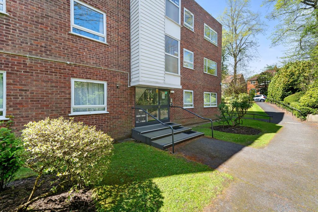 Property photo 1 of 15