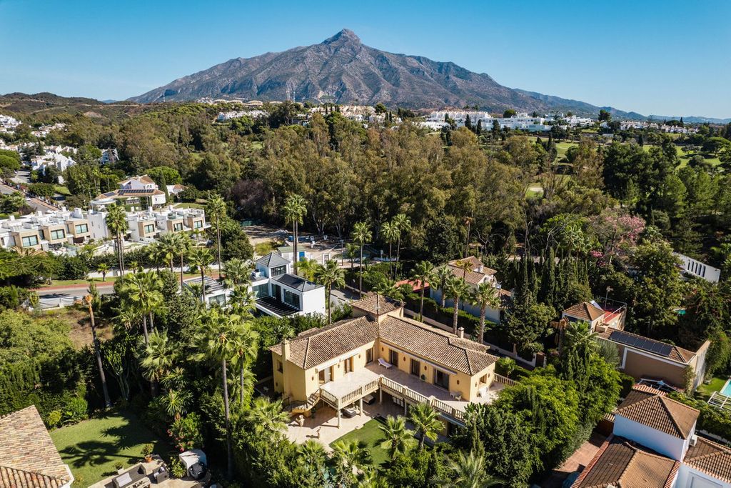 Property photo 1 of 37