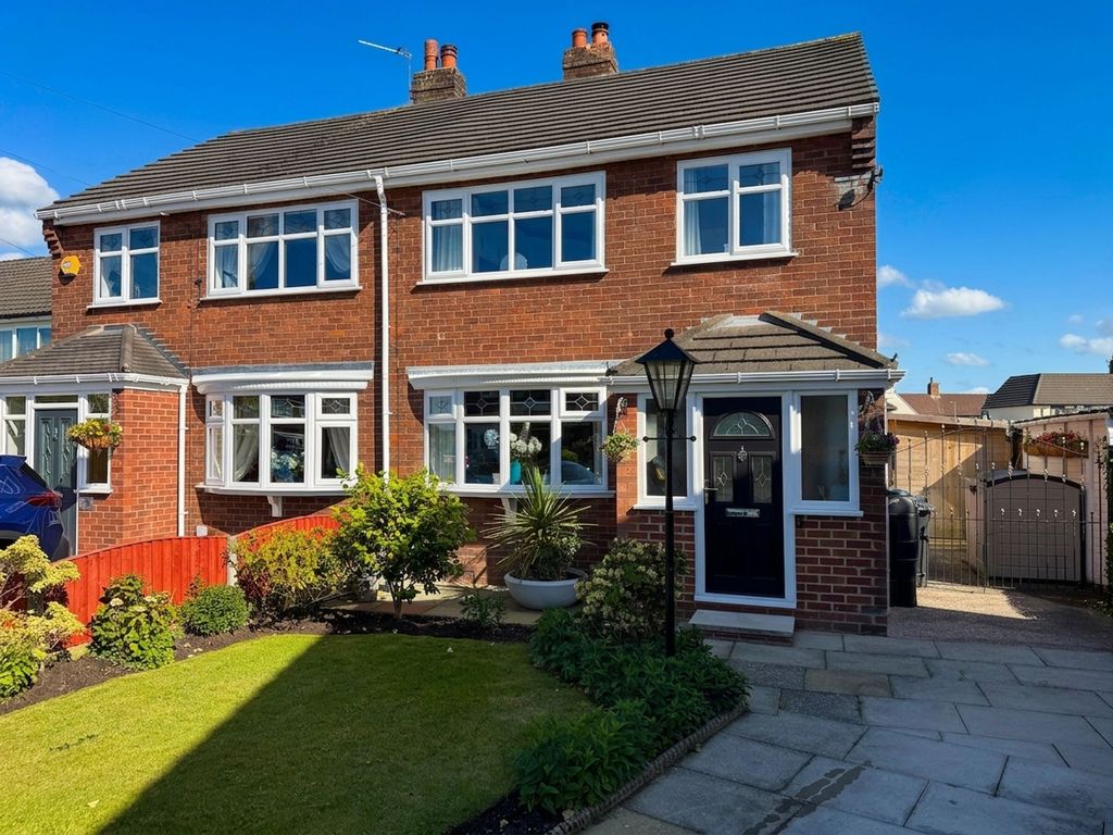 Property photo 1 of 27