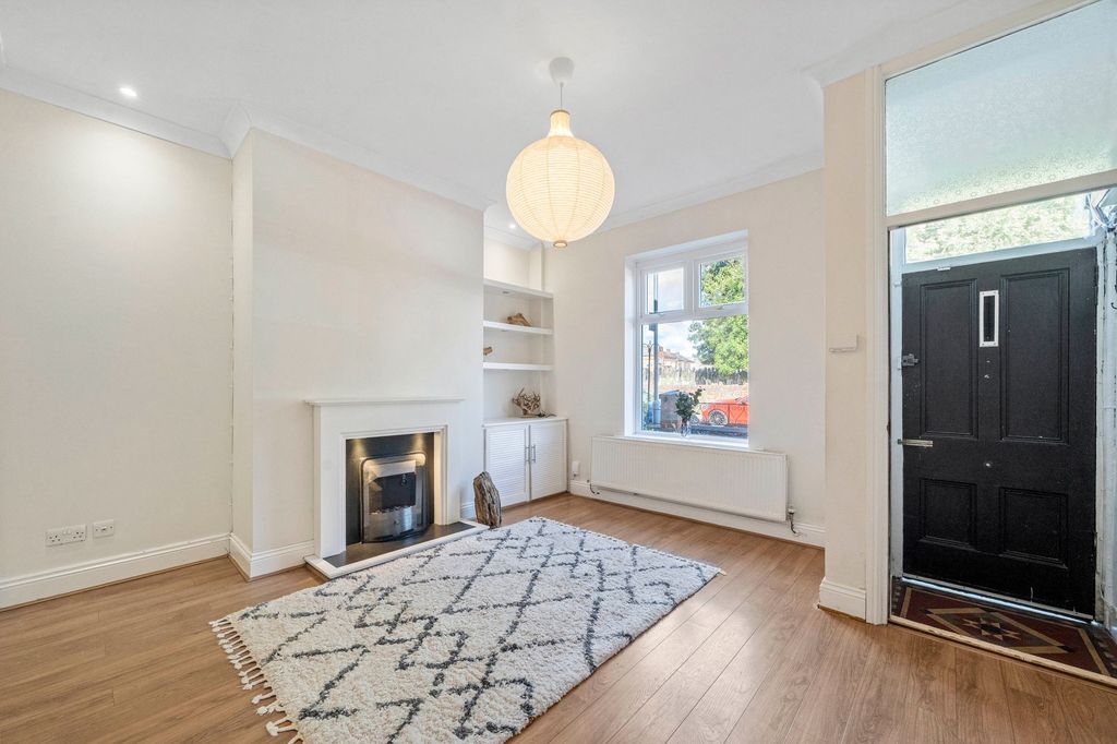 Property photo 2 of 15