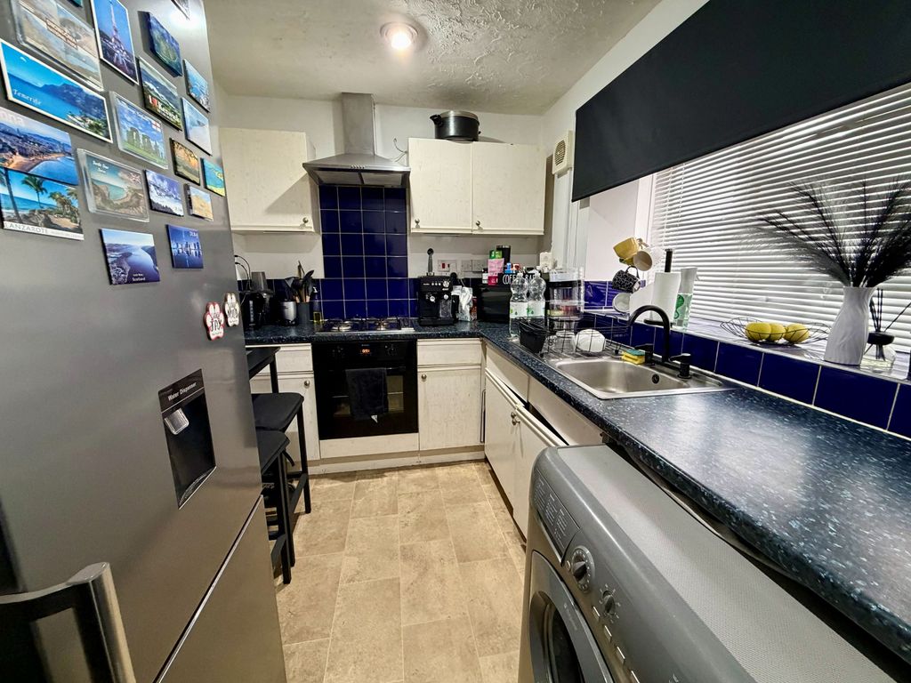 Property photo 3 of 7