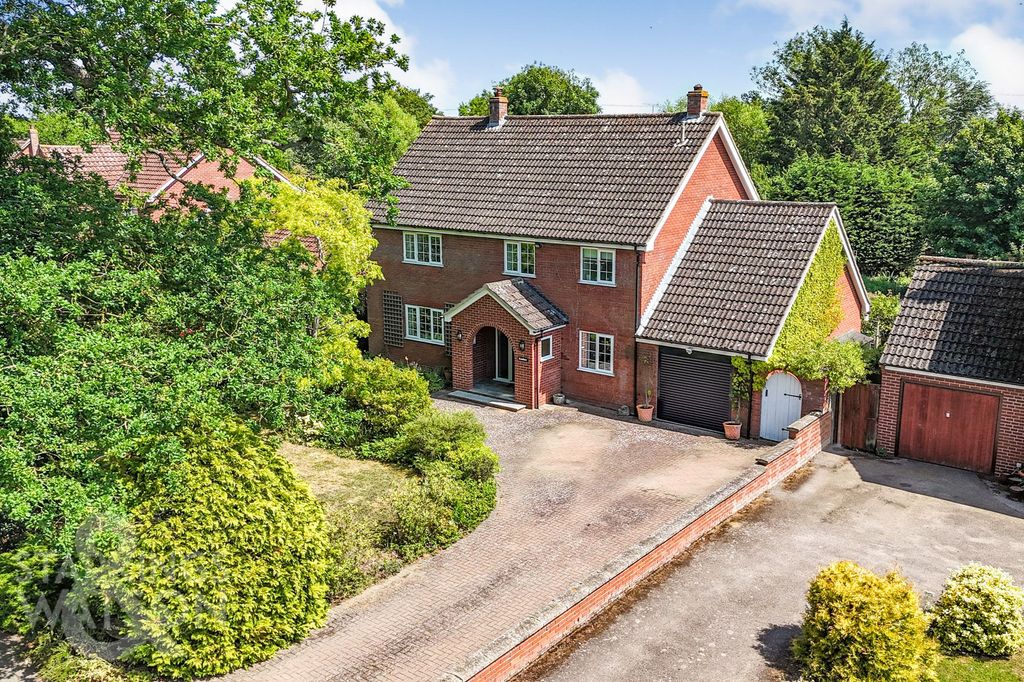 Property photo 1 of 31