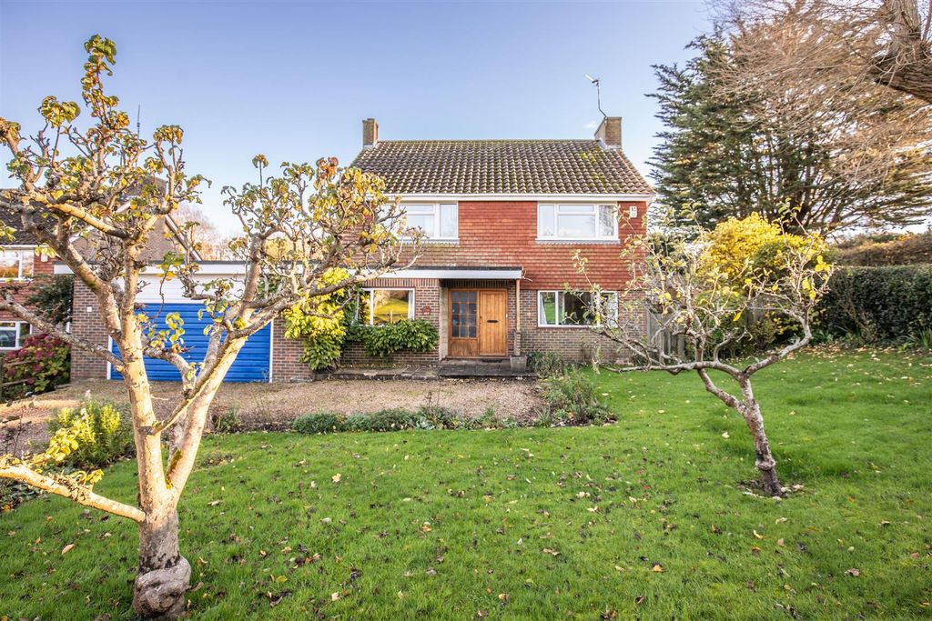 Property photo 1 of 25