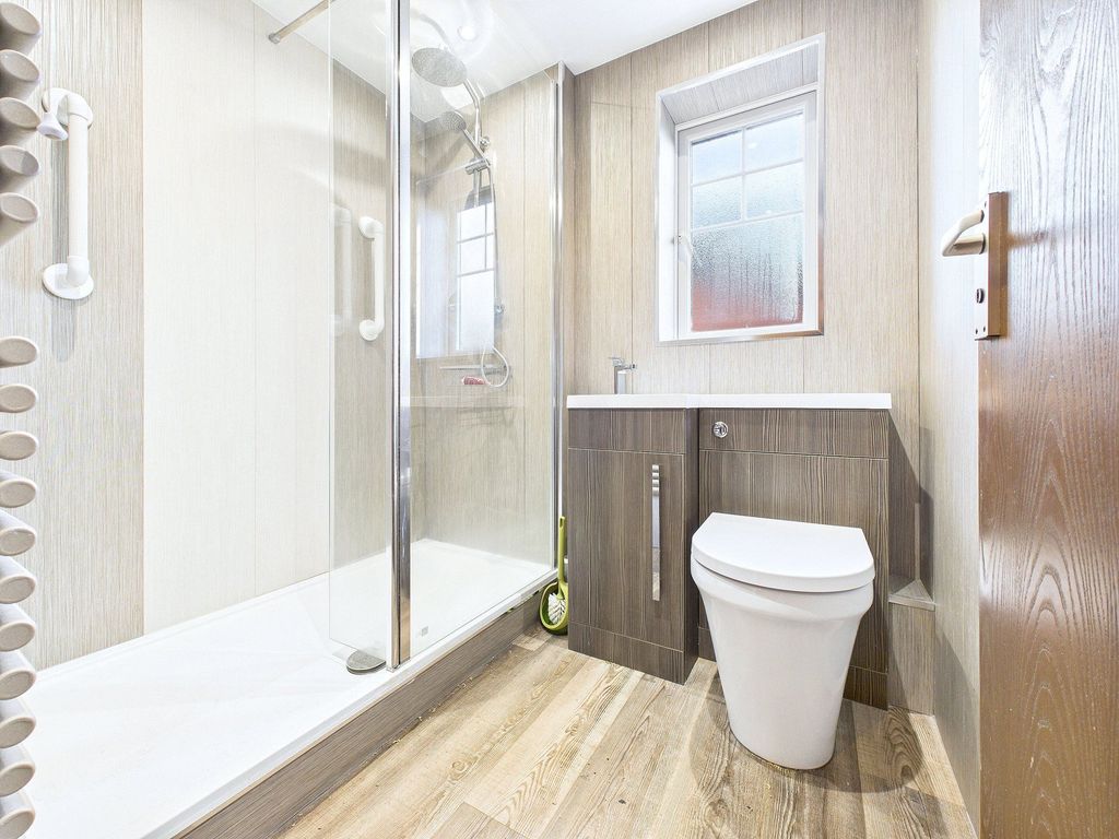Property photo 3 of 10 Shower Room