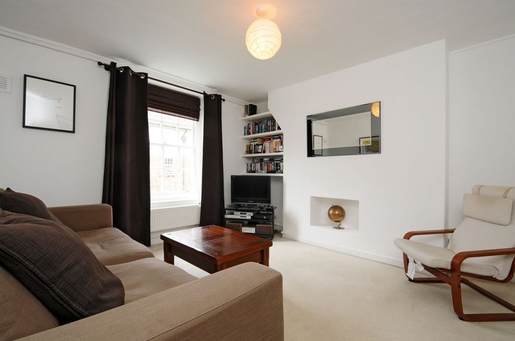 Property photo 2 of 11 Picture No. 20