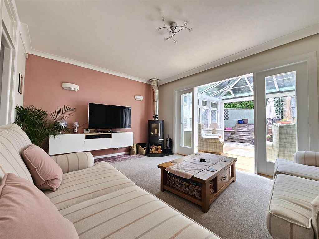 Property photo 3 of 17 20250701_132520.Jpg