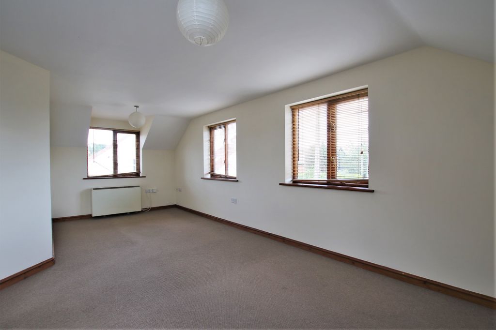 Property photo 2 of 8 Img_9415