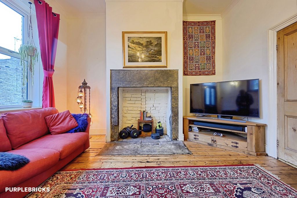 Property photo 3 of 26
