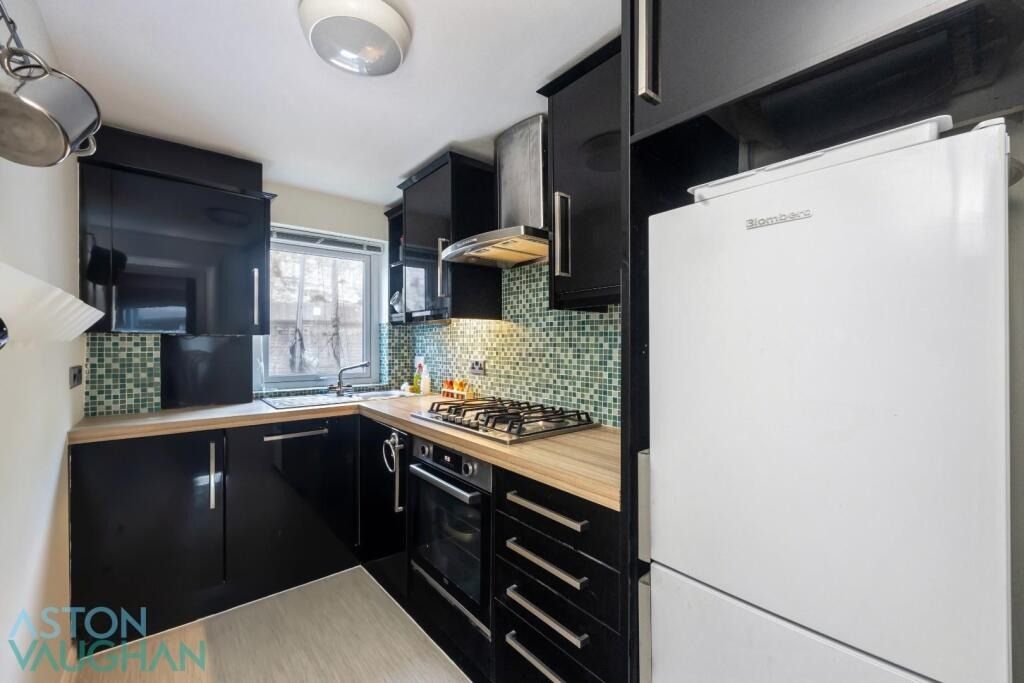 Property photo 3 of 20 4540892