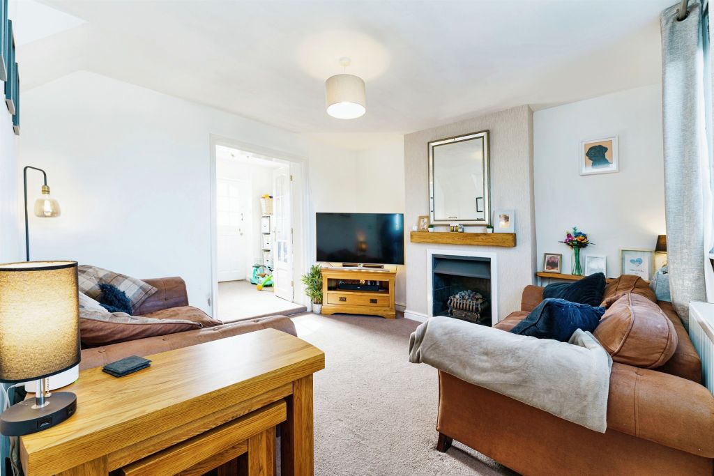 Property photo 3 of 17