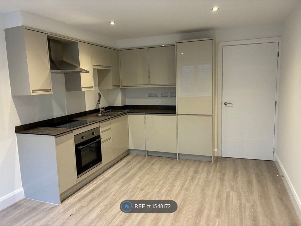 Property photo 1 of 12 Kitchen