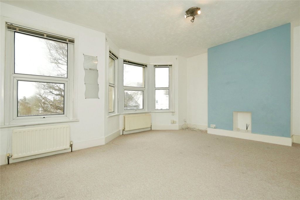 Property photo 3 of 8 Picture No. 56