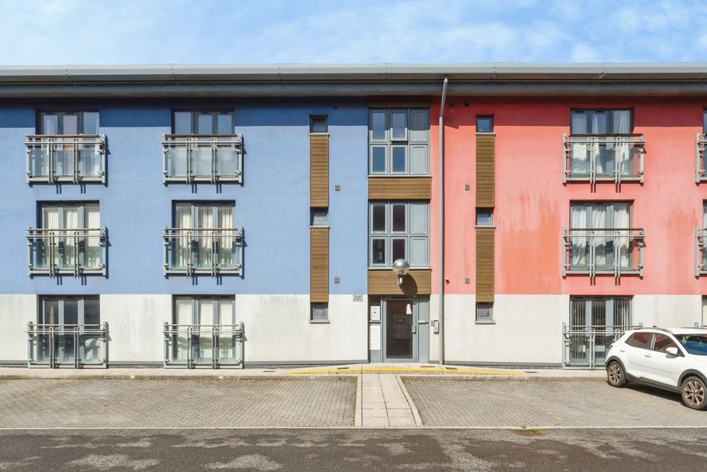 Property photo 2 of 14 Pbox-Img.Jpg