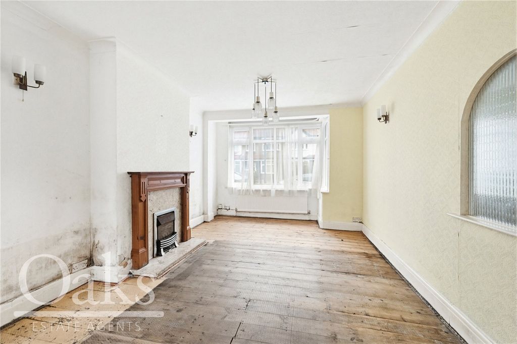 Property photo 3 of 12 Picture No. 02