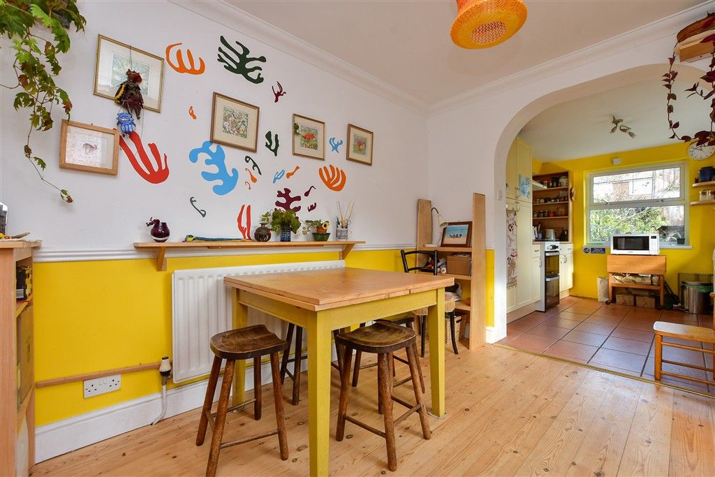 Property photo 2 of 15 Dining Area