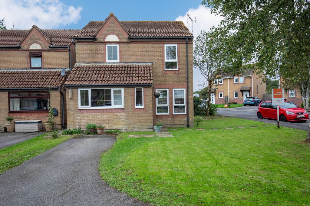 Property photo 1 of 31